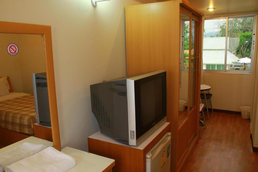 Ratchaphruek 2007 Hotel Chom Thong Luaran gambar