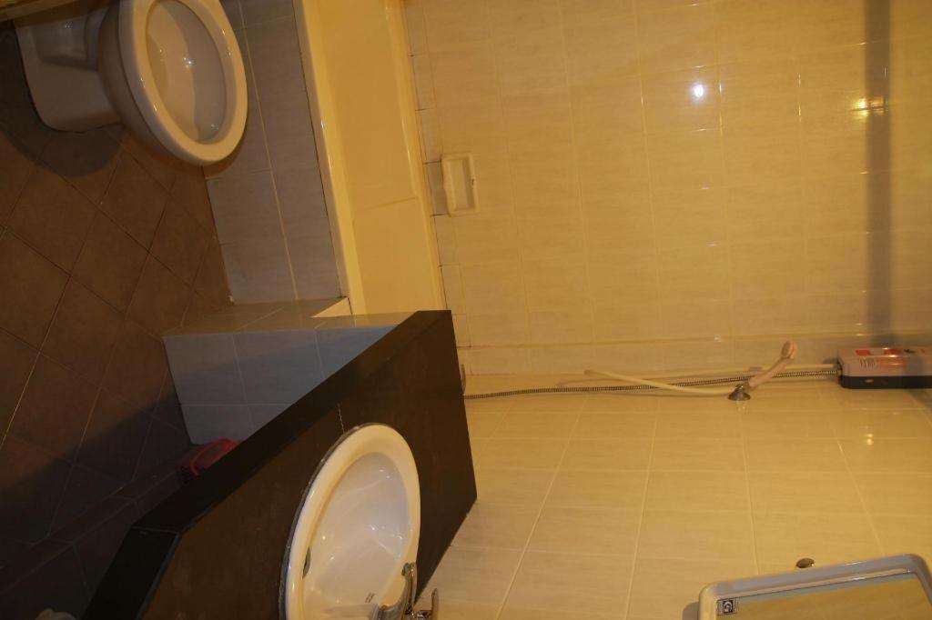 Ratchaphruek 2007 Hotel Chom Thong Luaran gambar